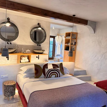 Blerina's Agritourism Concept Hotel Laknas