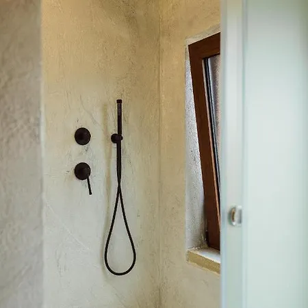 Hotel Blerina's Agritourism Concept Ljaknasi